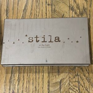 Stila palette